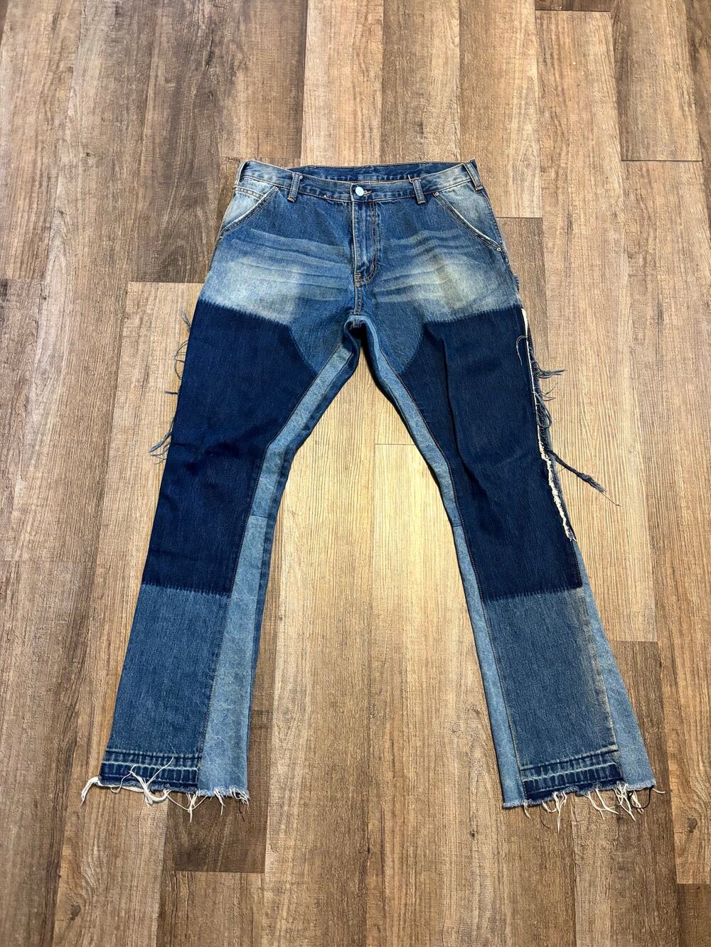 Mnml Patchword + Double Knee Silhoutte Flared Denim Jeans